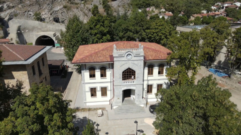 Tarihi Belediye Binası (Tarihi belediye binasının restorasyonunda sona gelindi)