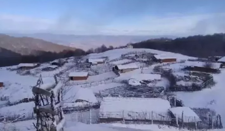 Amasya’nın yüksek kesimleri beyaza büründü
