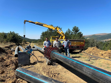 Suluova’da 2000 metre ana boru hattı yenilendi
