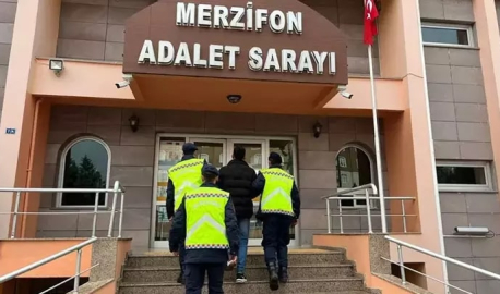 Uyuşturucu ticaretinden aranan firari hükümlü yakalandı