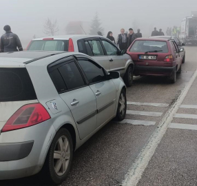 Amasya'da sis nedeniyle meydana gelen 4 ayrı kazada, 4 kişi yaralandı