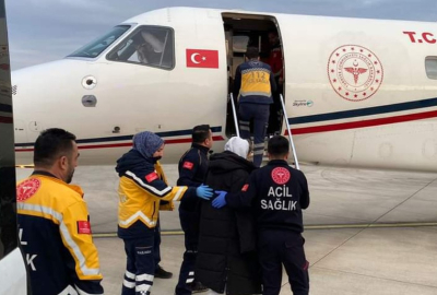 Ambulans uçak, hastası kadın için havalandı
