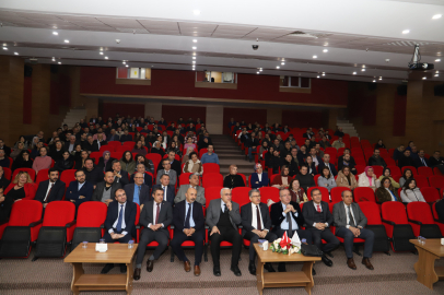 Amasya Üniversitesi’nden kurum içi iletişim ve protokol kuralları eğitimi 