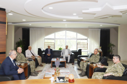 Orgeneral Bayraktaroğlu’ndan Rektör Turabi’ye iade-i ziyaret 