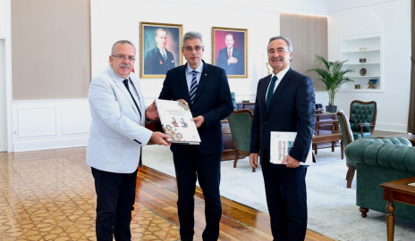 Rektör Turabi, Sağlık Bakanı Memişoğlu’nu ziyaret etti