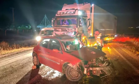 TIR ile otomobil çarpıştı: Sürücü hayatını kaybetti