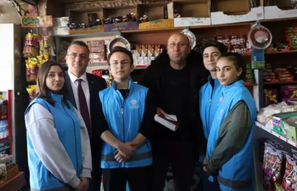 'Zimem defteri' uygulamasıyla bakkal ve ekmek büfesinin borçlarını ödediler