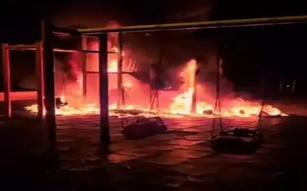 Amasya'da çocuk oyun parkını yakan 4 şüpheli gözaltında