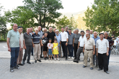Başkan Sevindi Şamlar mahallesinin istek ve taleplerini yerinde inceledi