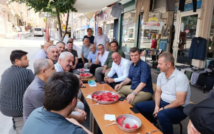 Vali Bakan, esnafın davetine icabet etti