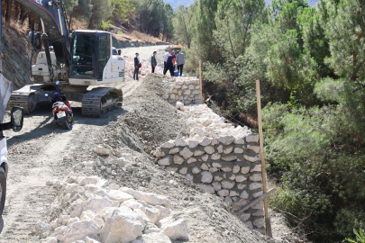 Venk Suyu’na ulaşımın sağlanması için yol açma çalışmalarına başlandı