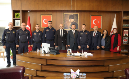 Sevindi: ‘Komşularımızın canını düşünen itfaiyecilerimize minnet borcumuz var’