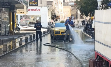 Yüzevler mahallesinde hijyen mesaisi