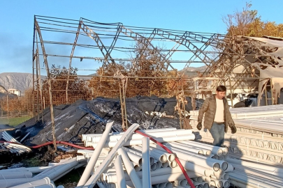 Plastik deposunda yangın