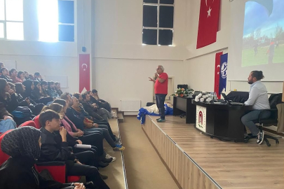 Amasya Üniversitesinden "Gökyüzüne Yolculuk" Semineri