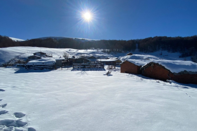1700 rakımlı yaylalarda kar kalınlığı 20 santim