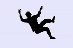 Baca temizlerken çatıdan düşüp, hayatını kaybetti