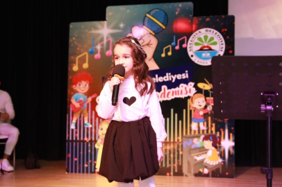 Minik sesler sahneyi salladı