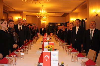 Mesleki başarı ve örnek duruş ödüllendirildi