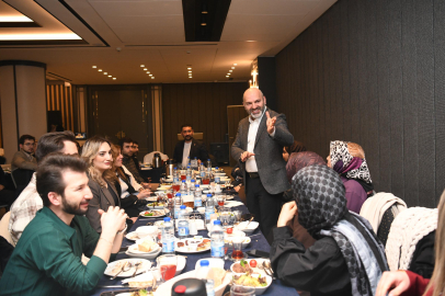 Davulcu’dan “İlle de Vefa” İftarı