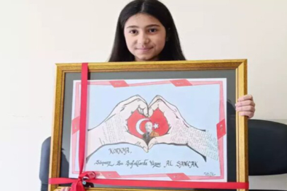 İstiklal Marşı ile Mehmet Akif aynı resimde