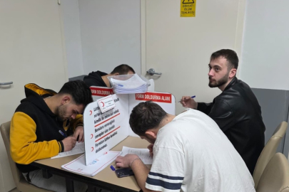 Üniversitelilerden örnek kan bağışı