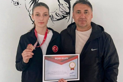 Ecrin Akyürek Türkiye 3.’sü oldu