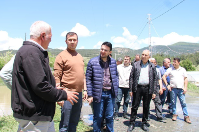 Başkan Uzun, Selden etkilenen köylerde vatandaşlarla bir araya geldi