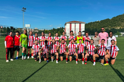 Amasis kızları Play-Off’ta!