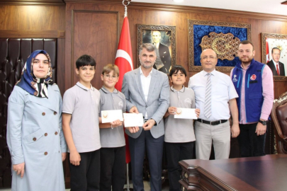 Öğrencilerden yürek ısıtan hareket