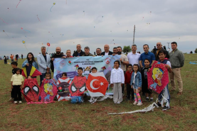 Uçurtması kopan çocuğa herkes seferber oldu