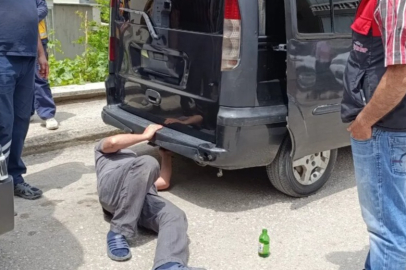 Yavru kedi için mahalleli seferber oldu