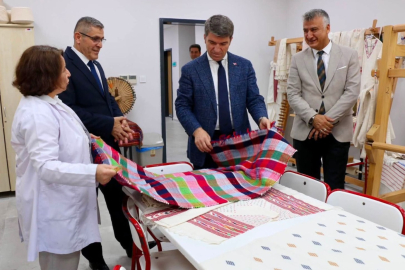 Vali Bakan, El emeği ürünlere tam not verdi
