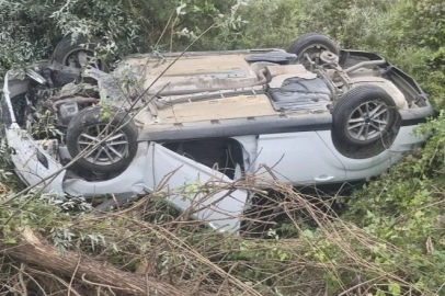 Şarampole devrilen otomobildeki 1 kişi yaralandı