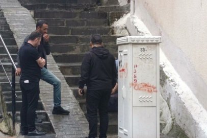 Fünye ile patlatılırken, şüpheli çantanın sahibi geldi
